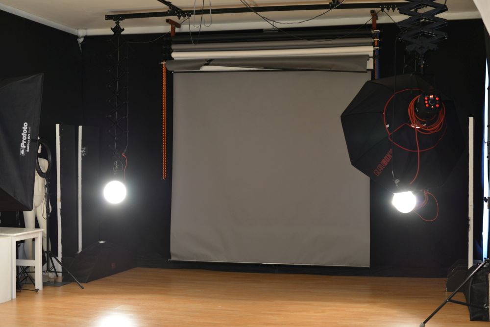 Studio Light Art Studio